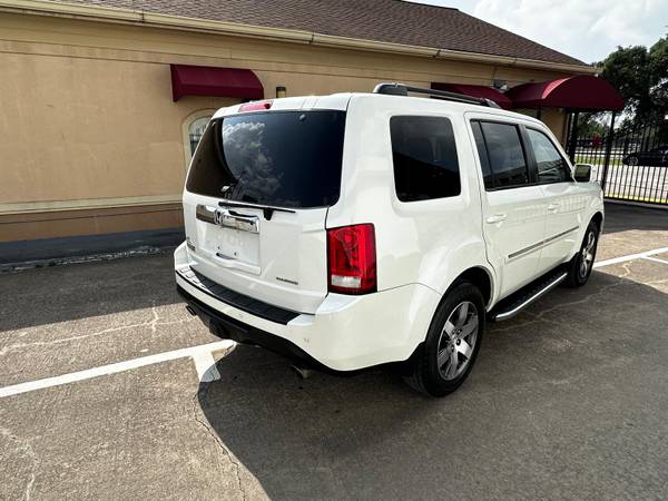 2015 HONDA PILOT TOURING TÍTULO LIMPIO SIN ACCIDENTES - $10,500 (Houston)63617101894787123
