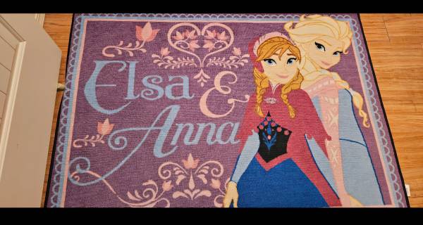 Anna and Elsa Rug 1
