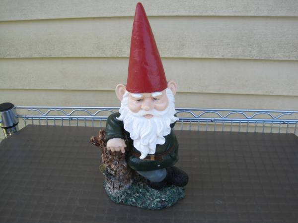 Gnome yard figurine 1