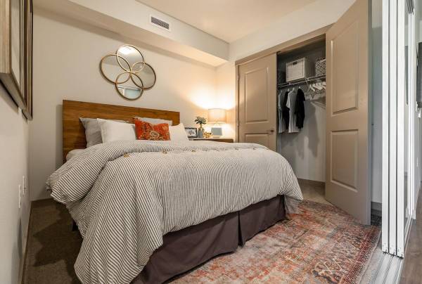 $2,262 / 2br - 990ft2 - Almacenamiento para bicicletas, estilo chic sin esfuerzo, Wi-Fi en la piscina y el salón (Kent)63852481647489122