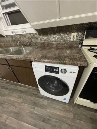 $1250.00 / 2br - 500ft2 - Recientemente actualizado, moderno de 2 habitaciones / 1 baño con garaje para 1 coche. Tranquilo63846716839555124
