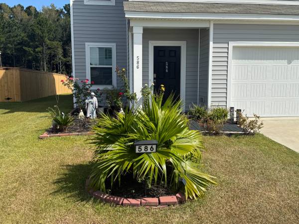 $460,000 / 5br - 227060ft2 - *OWNER FINANCING* 30K Down / $3000 Month 5BR 3 BA Home 2700+ Sq Ft (Summerville / Cane Bay)64015946142593121