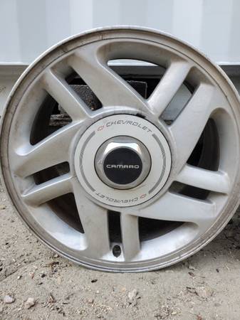 Gen 4 Camaro wheels 1