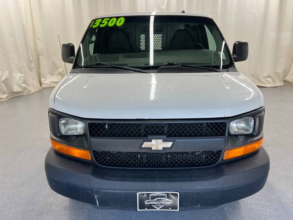 2014 Chevrolet Express 2500 3dr - Photo 2