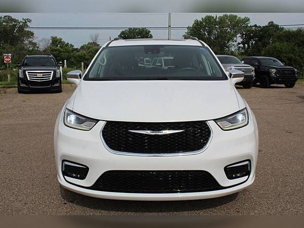 2021 Chrysler Pacifica, un solo dueño, tracción integral, versión LIMITED, cuero, navegación, techo panorámico - $27870.0063502568603393123