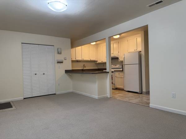 $2,500 / 2br - 850ft2 - Desirable upper level 2 bedroom 1 bath 850 sq.ft. Tam Valley apartment (mill valley)63824144503683122