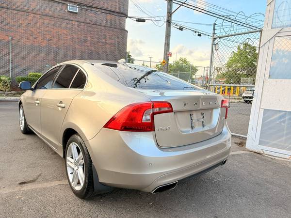 2014 Volvo S60 T5 only 103k Miles Clean CarFax - $6,300 (Brooklyn)63470617080323124