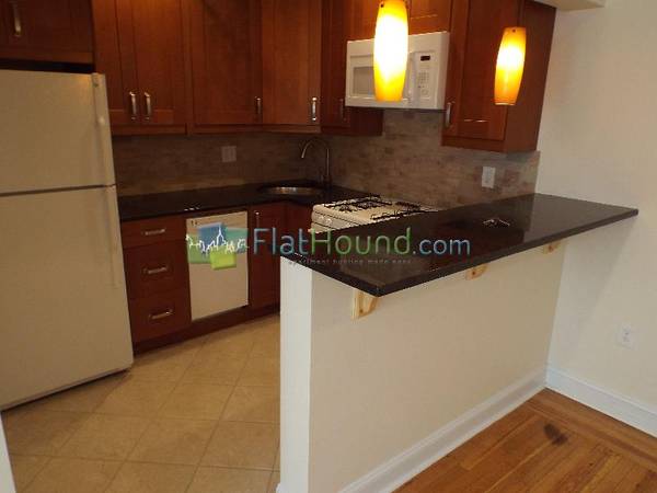 $2,150 HUGE Brighton Studio! Available NOW (Brighton)63996693185666122