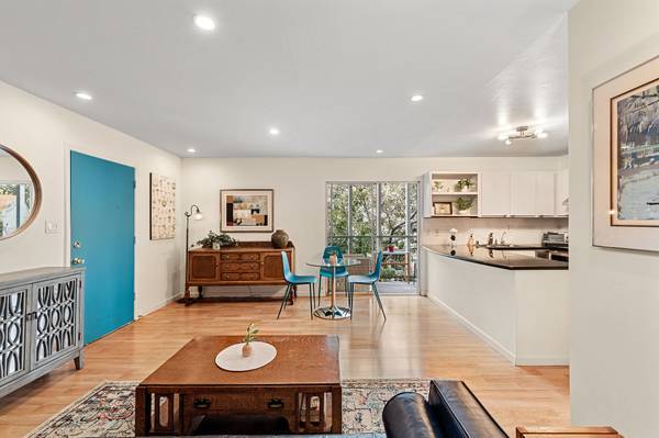 $2,200 / 1br - Furnished, 1 bedroom Lake Merritt apartment for rent (oakland lake merritt / grand)64055520783234123