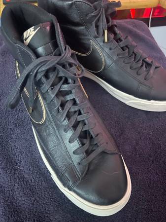 Nike Blazer Mid 1