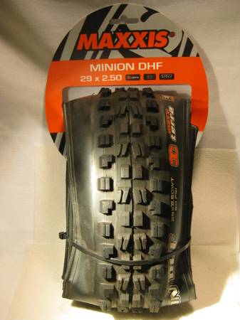 Maxxis Minion DHF 29 x 2.5 WT 3C EXO Max Terra TR MTB Tire 1