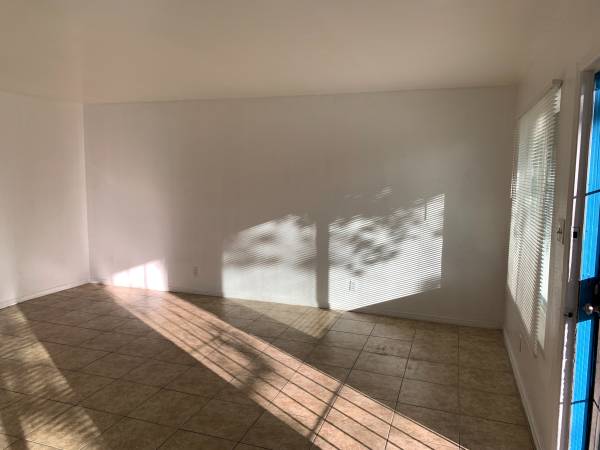 $2,200 / 2br - 700ft2 - 2 Bedroom Available today! (Escondido)63819205647873122
