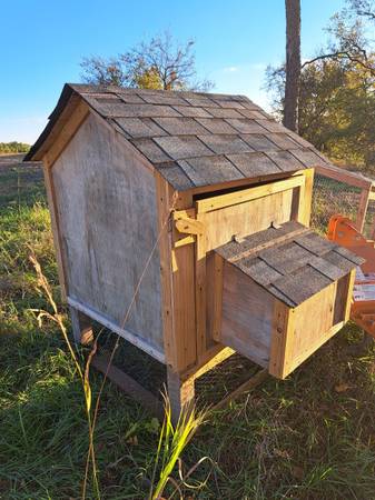 chicken coop 1