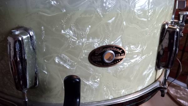 vintage 60s slingerland snare drum 1