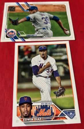 Edwin Diaz 2 baseball cards Mets Topps 482 & 498 1