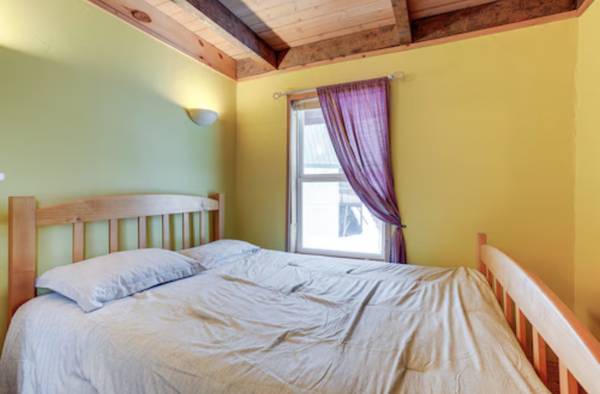 $2,200 / 2br - 1100ft2 - Snoqualmie Pass Chalet (Conifer/Snoqualmie Pass)63944823214339124