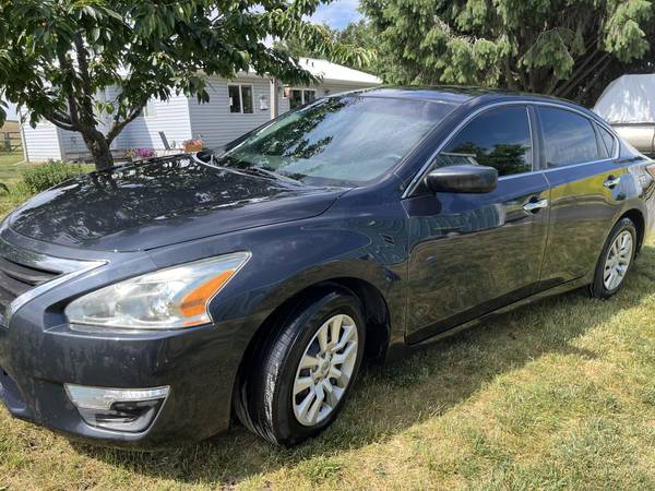 Nissan Altima S 2013 - $4,00063613040320769120