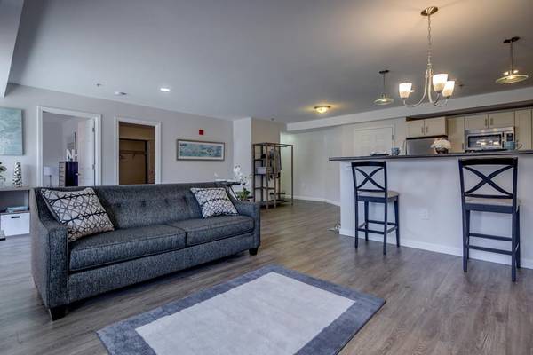 Open Floor Plan, Secure Access, 24/7 Emergency Maintenance 1