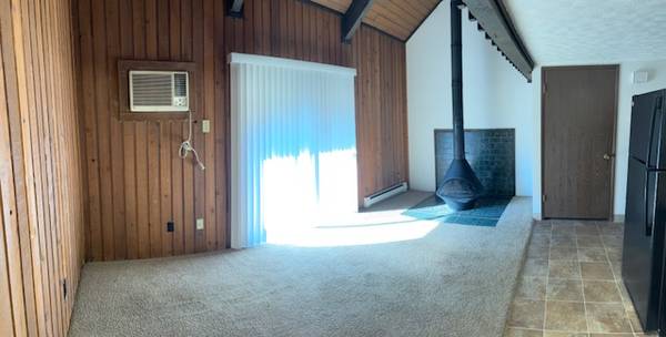 ►► SUPER CUTE Studio loft 1 Bath - NO RENT TILL FEB. 1ST.   #2090 ◄◄ 1