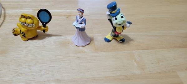 Little Figurines 1