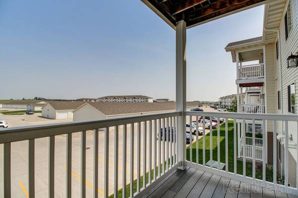 $1,010 / 1br - 812ft2 - Wi-Fi gratuito, aire acondicionado, garaje incluido (3414 21st Ave NW, Minot, ND)63851070591619123