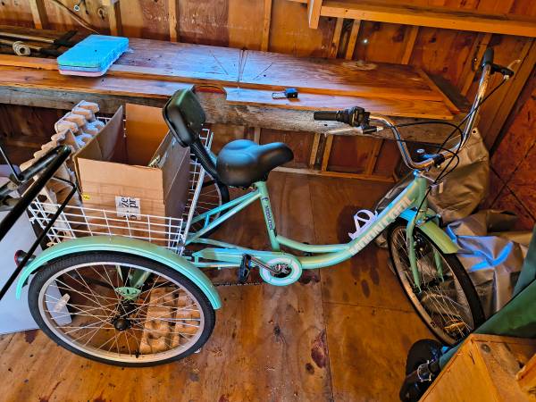 Adult 3 Wheel Bike w Basket 1