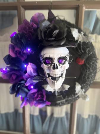 Skeleton wreath 1