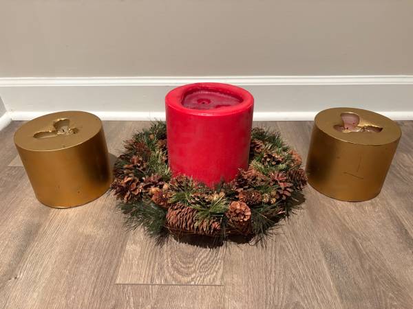 4-pc. Winter Table Centerpiece, Pinecone Evergreen Wreath, Lg. Candles 1