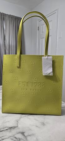 Ted Baker hand bag 1