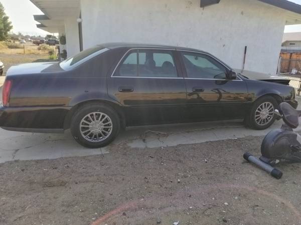 Cadillac Deville 2004 - $2,500 (California City)63623804461315121