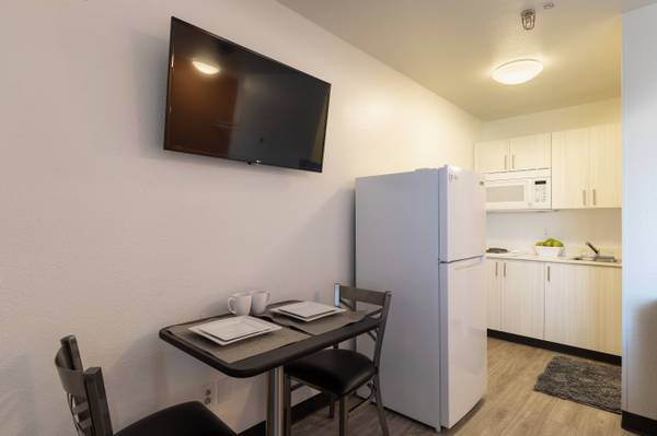 WiFi Access, Elevator Access 1