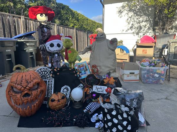 HALLOWEEN  DECOR 1
