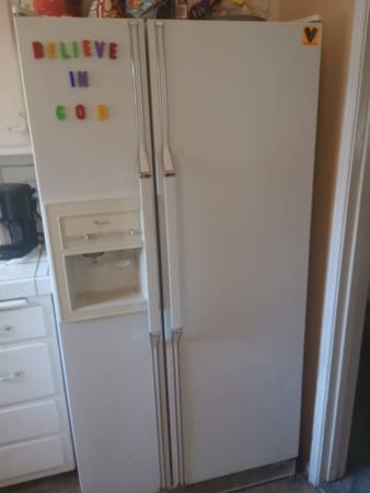 Refrigerador Whirlpool Side by Side - $125 (concord / pleasant hill / martinez)63471438618115122