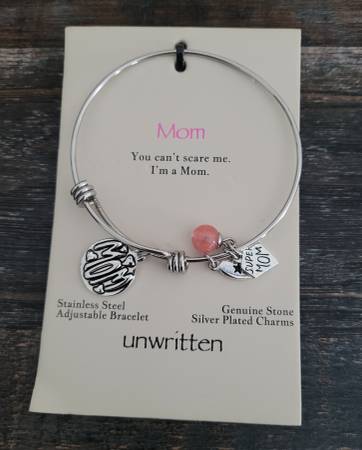 Bracelet (Mom) by Unwritten - $15 (SoHo)63471375586561121