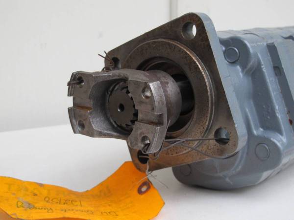 Hydraulic Pump P51 - $200 (Mill Creek)63470982262531123