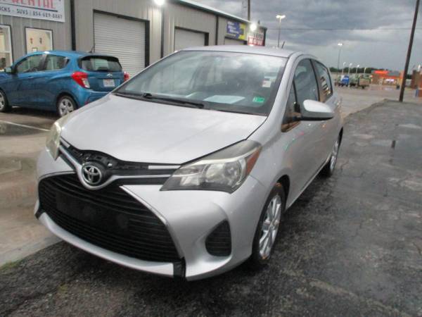 2015 Toyota Yaris 5dr Liftback Auto LE (Natl) 1