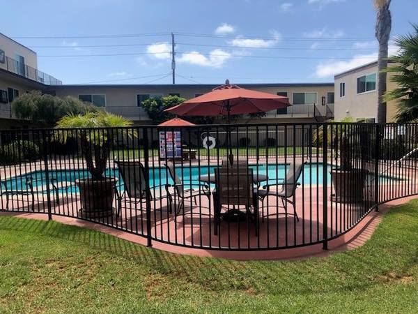 $2,600 / 2br - 975ft2 - Gated Community, Close to beaches. Midtown (3074 Channel Dr, Ventura County, CA)63668287290369124