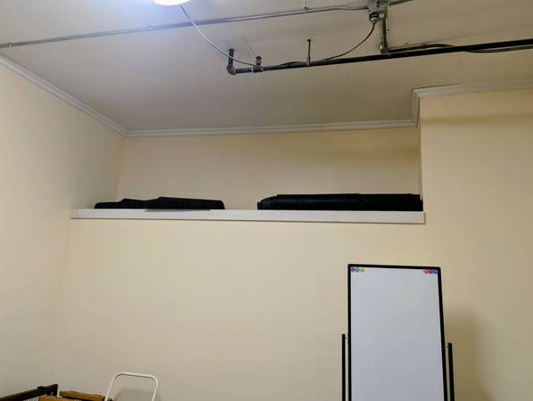 $840 / 592ft2 - ☞ 592 FT Erving Business Office Rental Space With Windows (Erving - Greenfield Area)64181050765057123