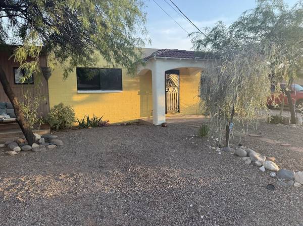 $1,150 / 2br - Se renta duplex 2bed 1 bath. For RENT63675014299905122