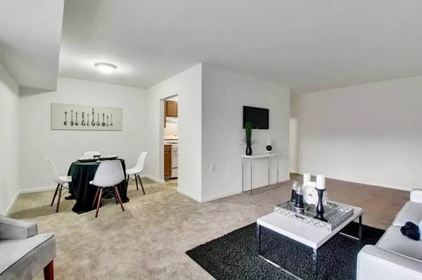 $1,251 / 2br - 854ft2 - A touch of modern living: 2 BR, 854 Sq Ft. (Hagerstown - North of Downtown)64054765111939124