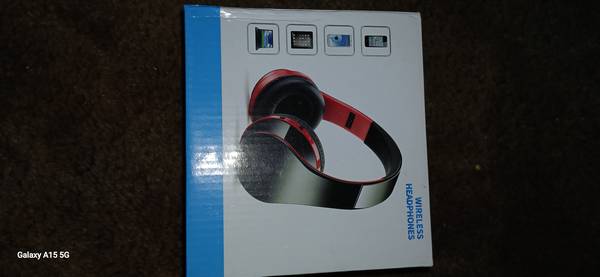 Wireless Headphones 1