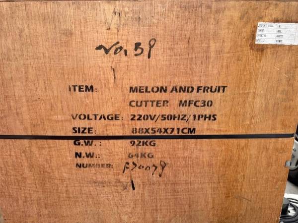 Fruit and vegetable cutter 1