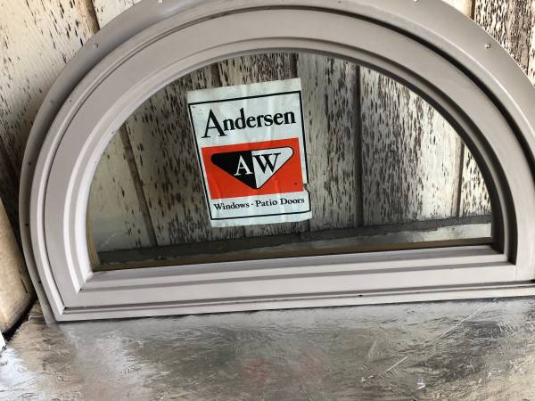 Andersen Sandstone Circle top windows 1