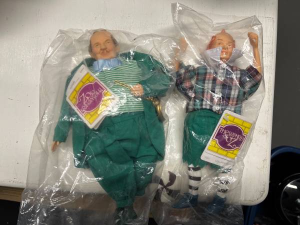 Wizard of OZ 50th Anniversary Dolls 1