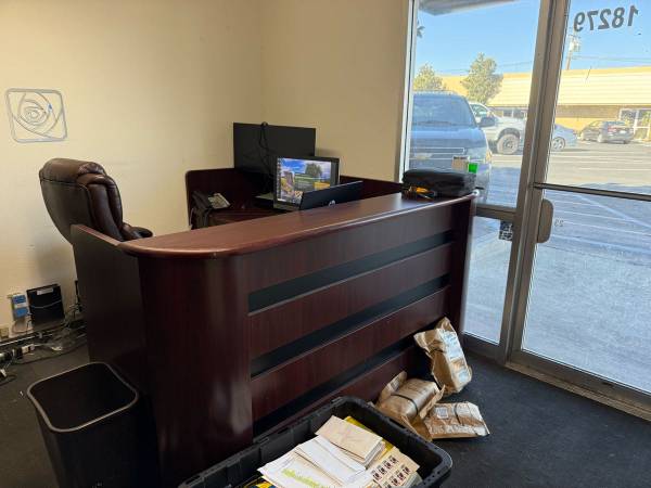 3 piece front entrance desk set. Dark wood 1