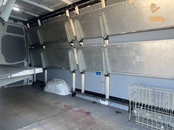 2011 Mercedes-Benz Sprinter 2500 Diesel 1 Owner - $6,800 (Largo)63443805446913124