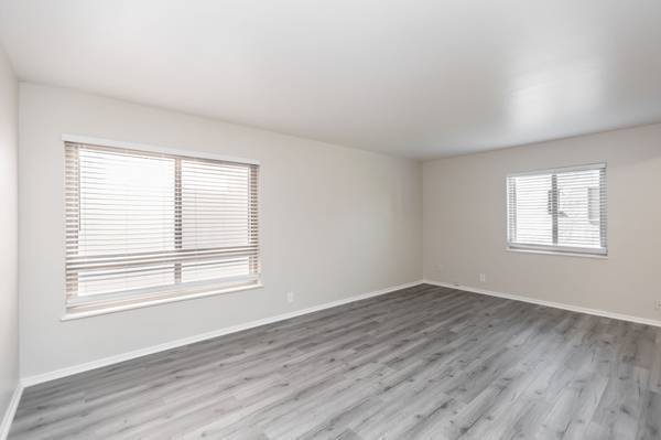 $820 / 1br - 594 Bushwick Avenue, Brooklyn, NY (Brooklyn, NY)64023717874818122