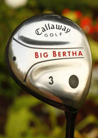 CALLAWAY BIG BERTHA 2004 #3 FAIRWAY WOOD - $30 (Bellevue)63438277812227121
