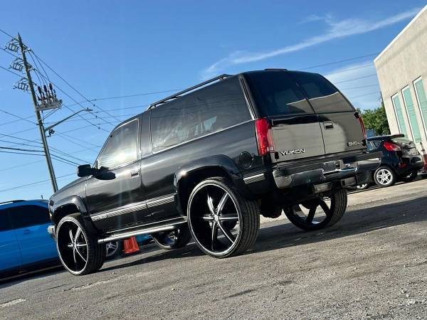 1997 GMC Yukon Sport Utility 2D CALL OR TEXT TODAY! - $9,995 (+ Dynamic Motors Clearwater)63513469301763122