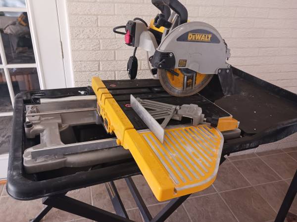 Dewalt wet saw 1